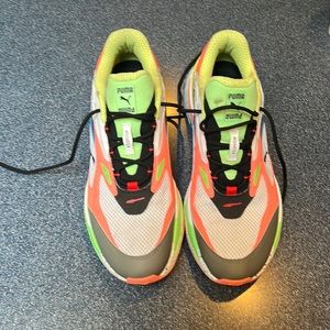 Only worn a few times